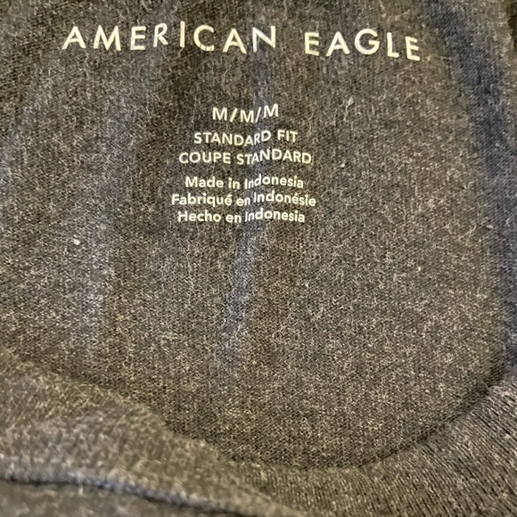 Gray American Eagle T-shirt - Picture 6 of 8